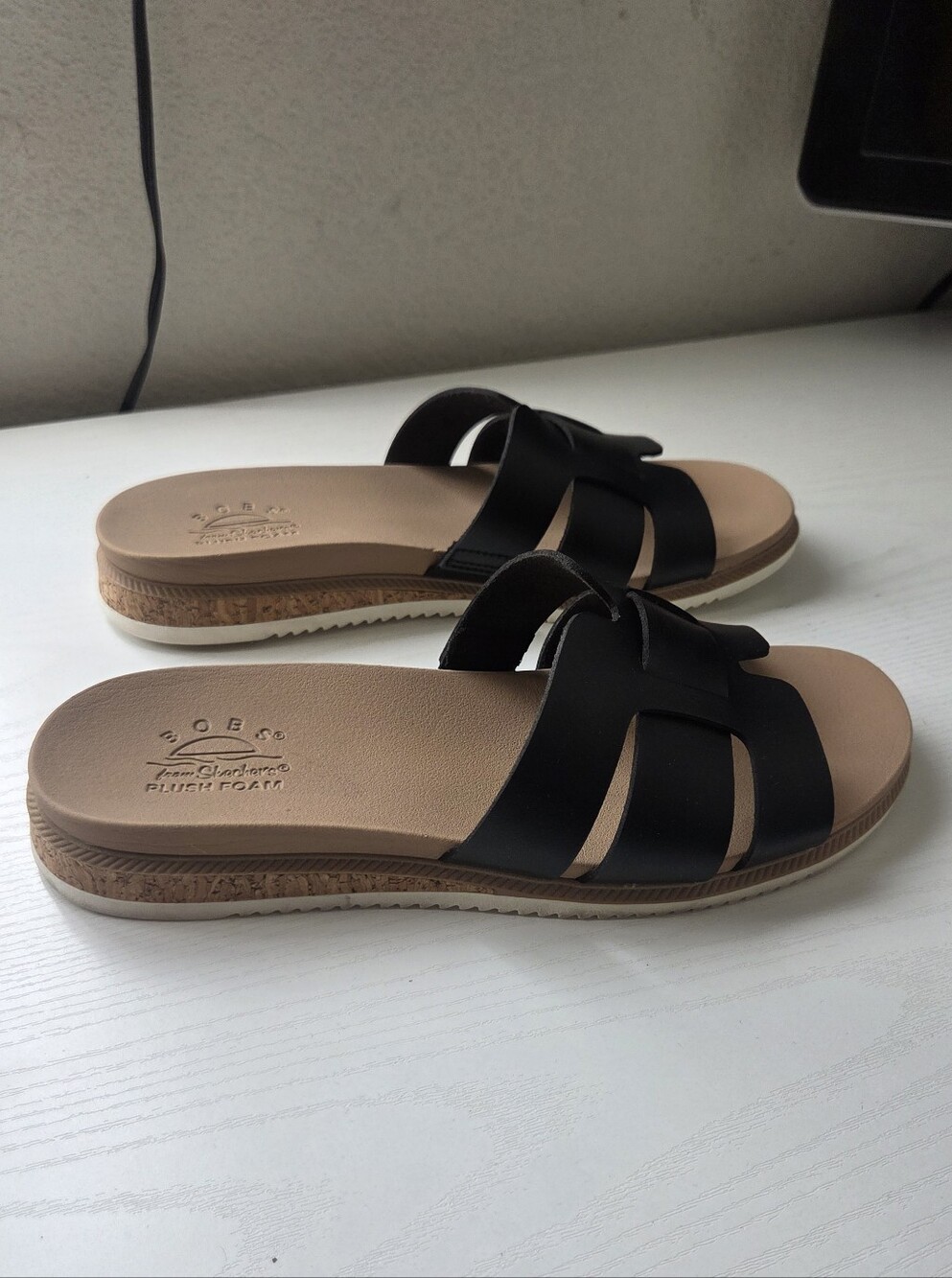 Skechers BOBS Desert Kiss Low Peak Look Slide Sandals Black Size 7.5
